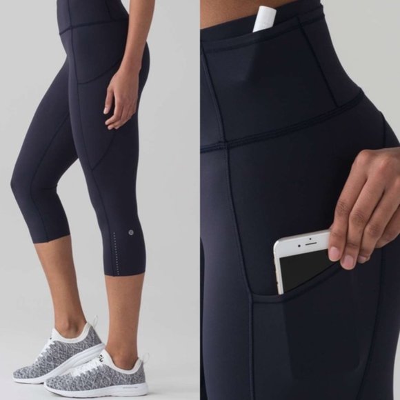 lululemon athletica Pants - Lululemon Fast & Free Crop II Midnight Navy Size 6